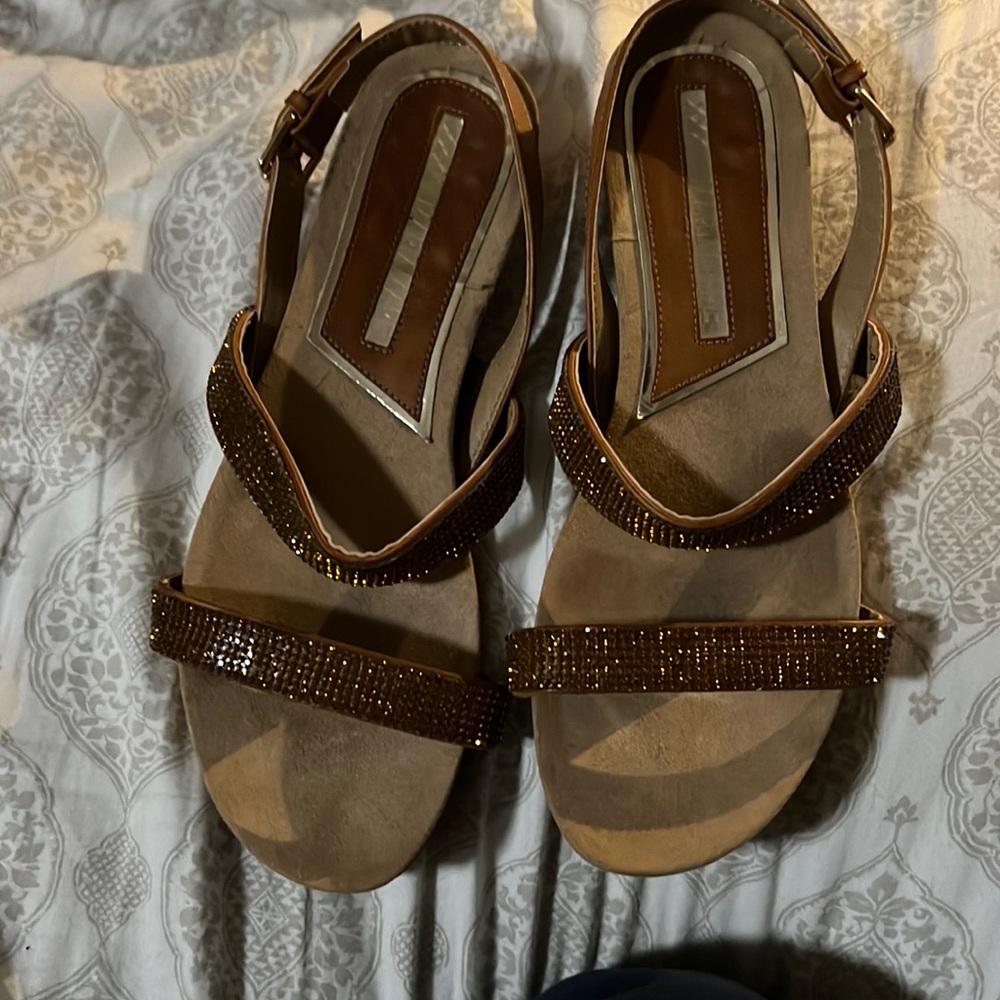 Gold sparkling size 37 Sandlles size 37 by MARIAMARE size6